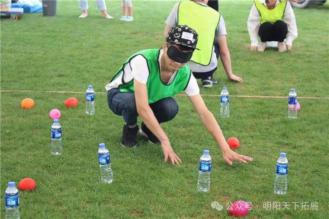 10个团建小游戏让你|凯发集团网站团建告别冷场！